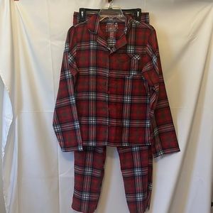 🔴 5 items for $25 Sale! Boy's Jammies for Your Families Red Flannel 2 pc PJ Set